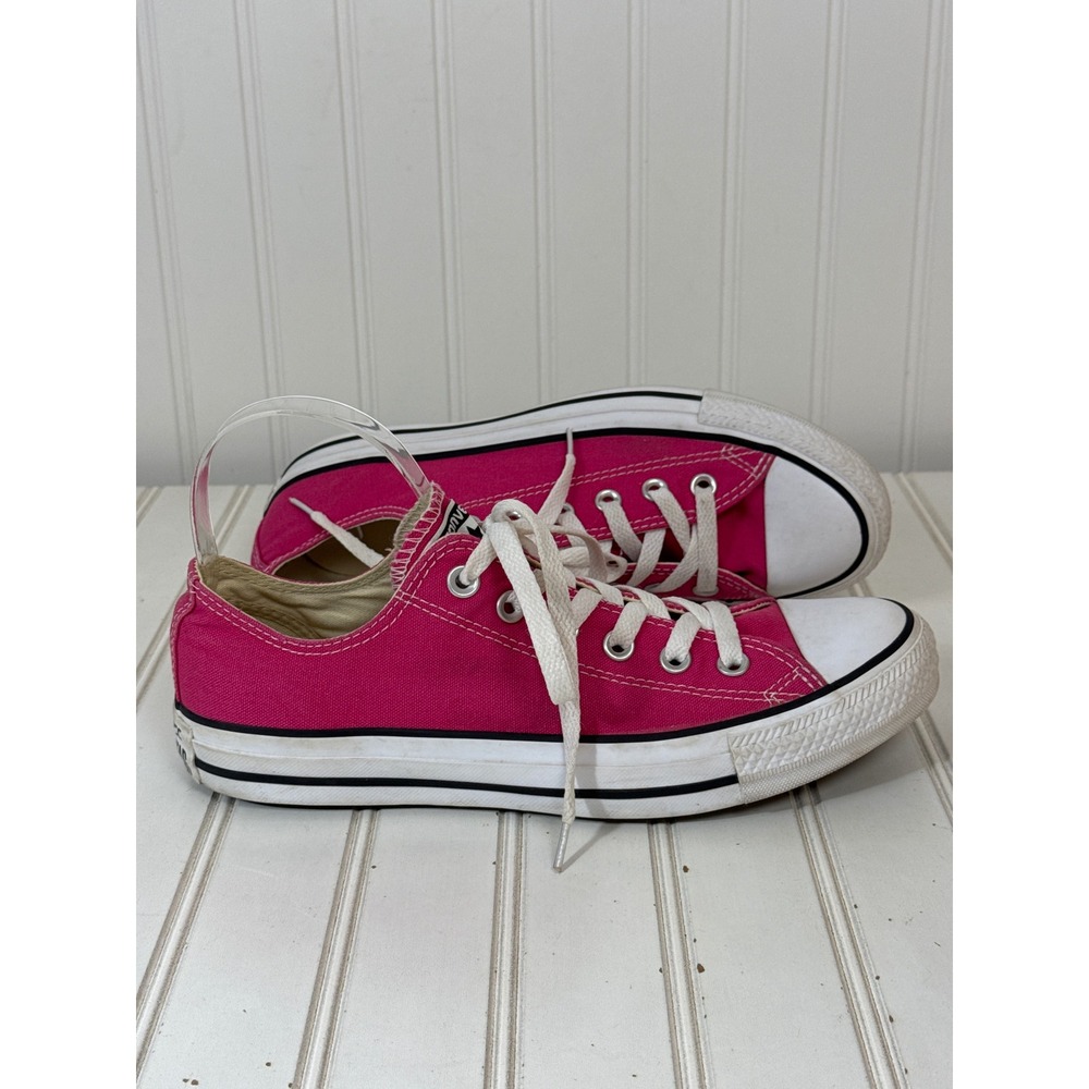 Converse Chuck Taylor All Star Low Women 9 Pink Canvas Sneakers 144806F